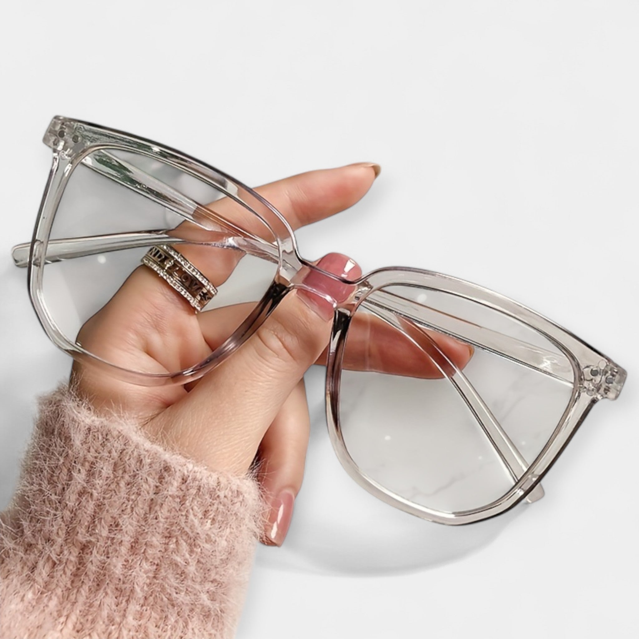 Lottie — Sunglasses