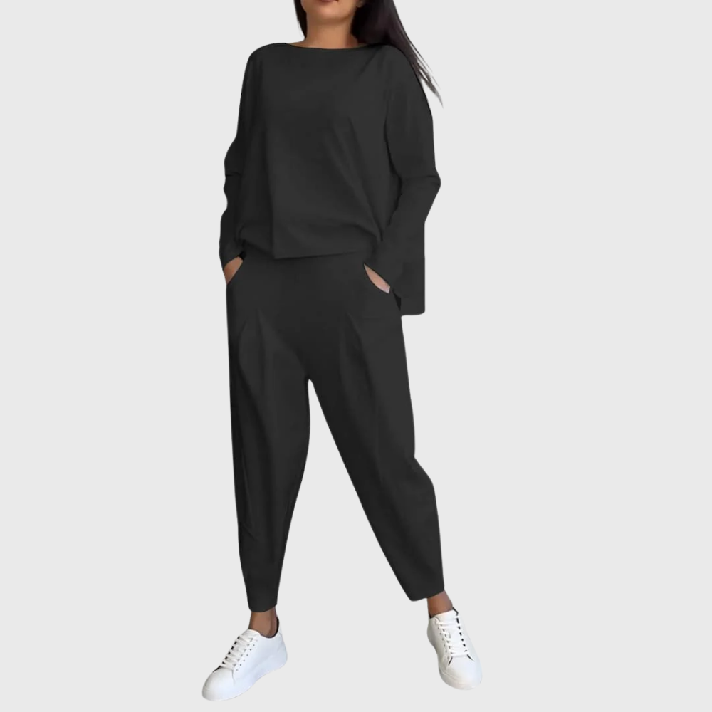 Evie — Comfortable Set