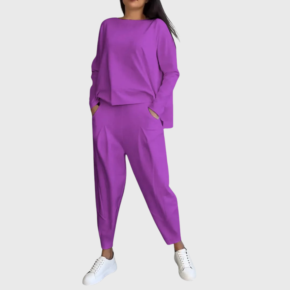 Evie — Comfortable Set