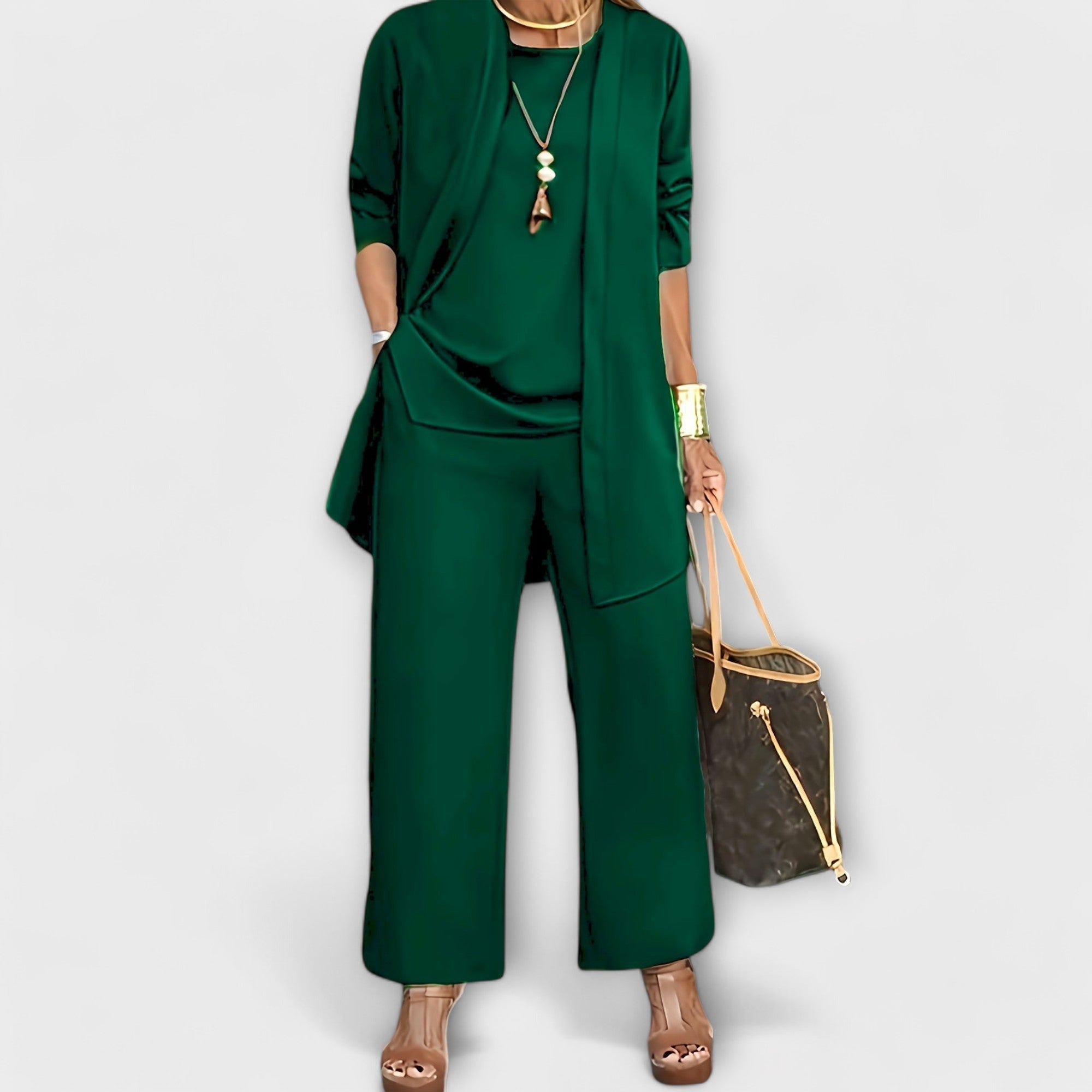 Delta — Comfortable Three-Piece Set