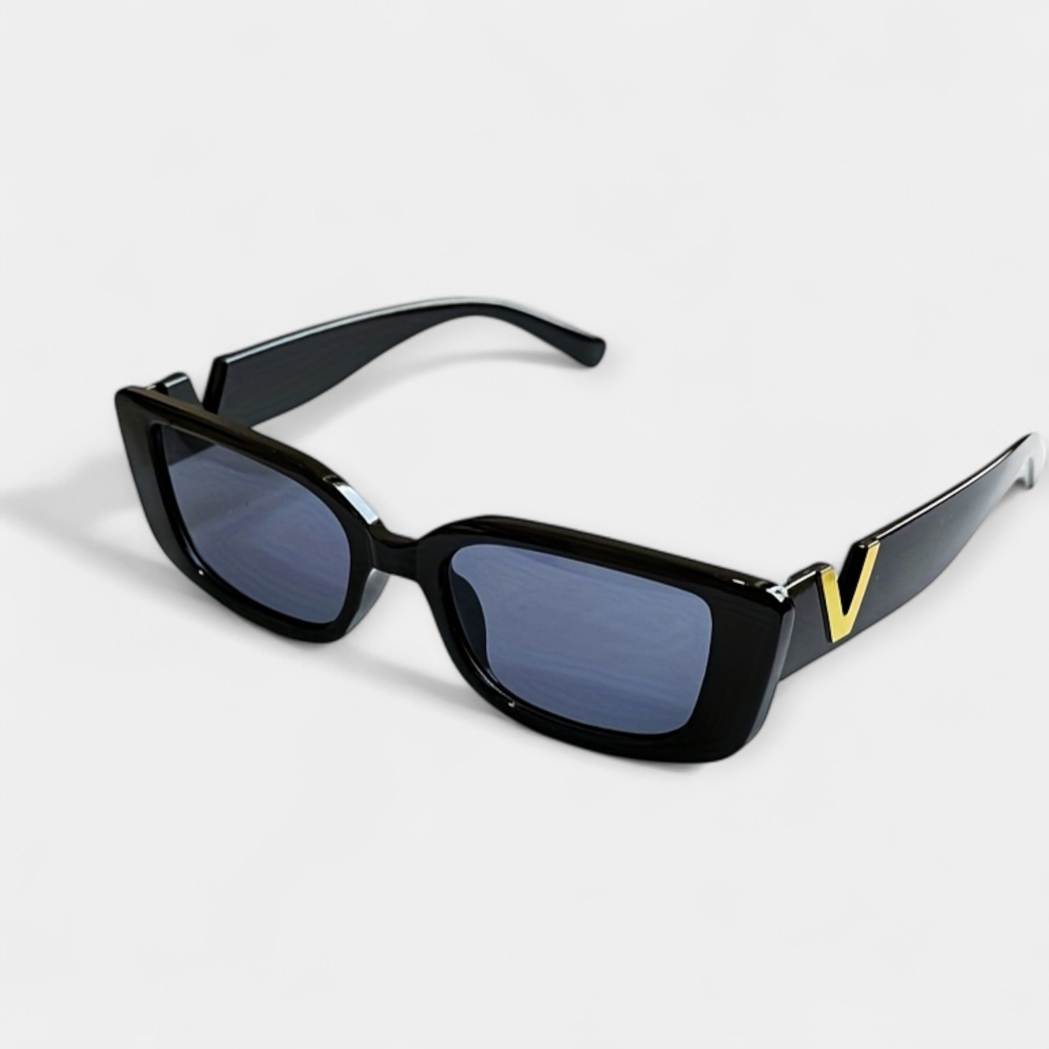 Tess — Vintage Sunglasses