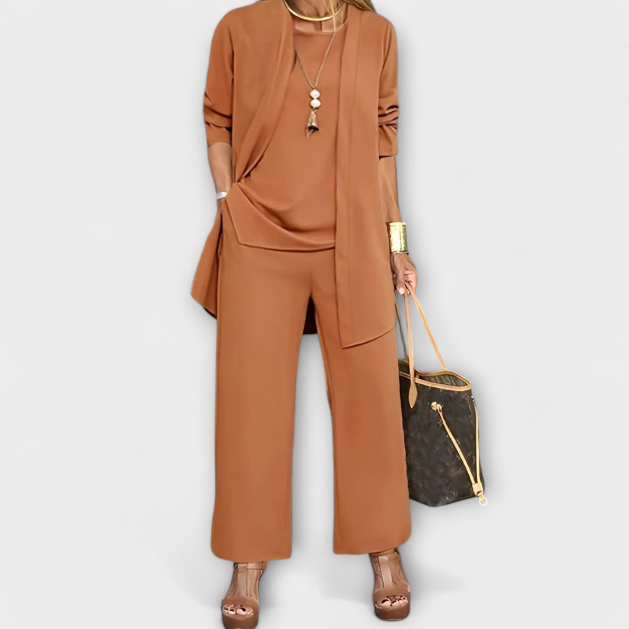 Delta — Comfortable Three-Piece Set