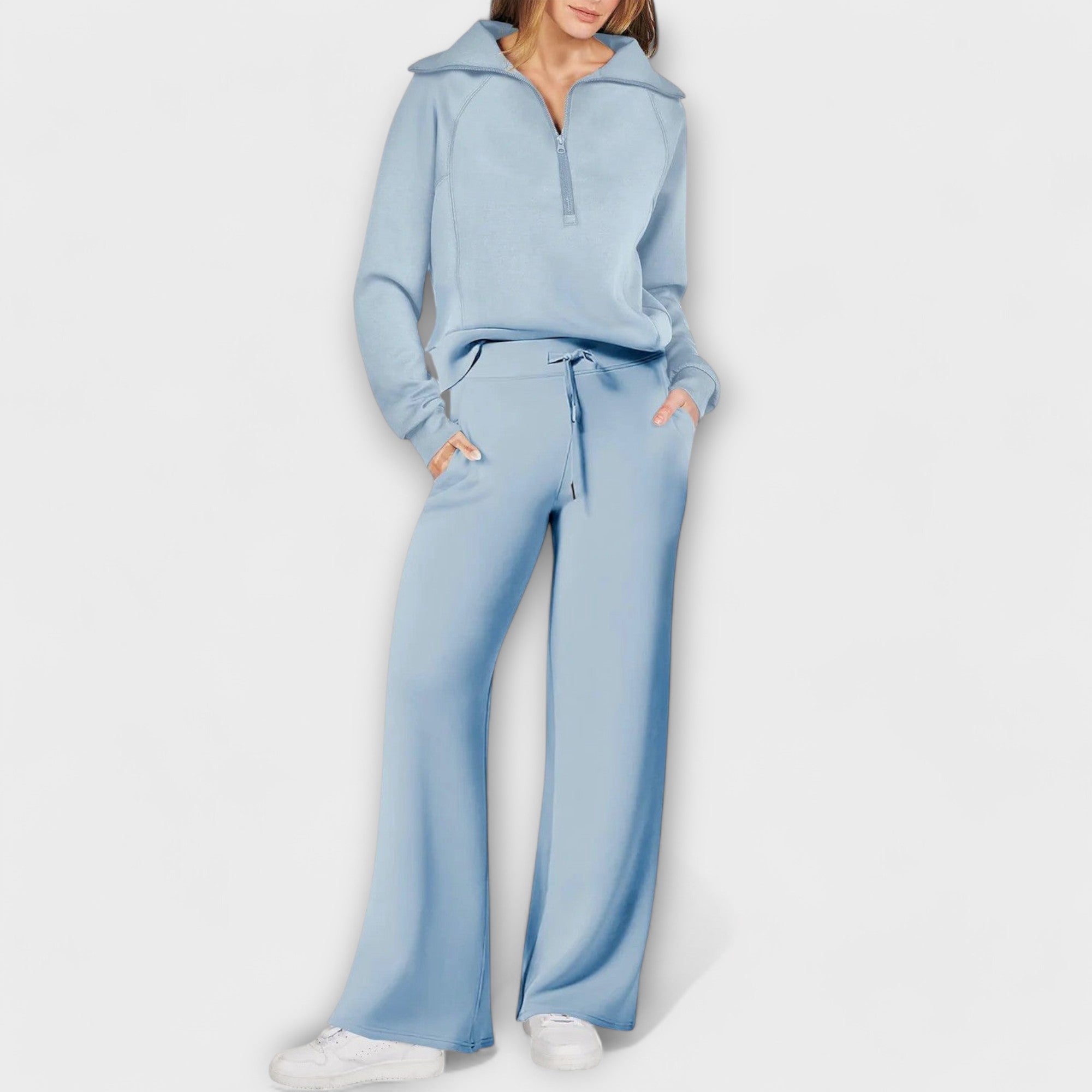 Saskia — Comfortable Set
