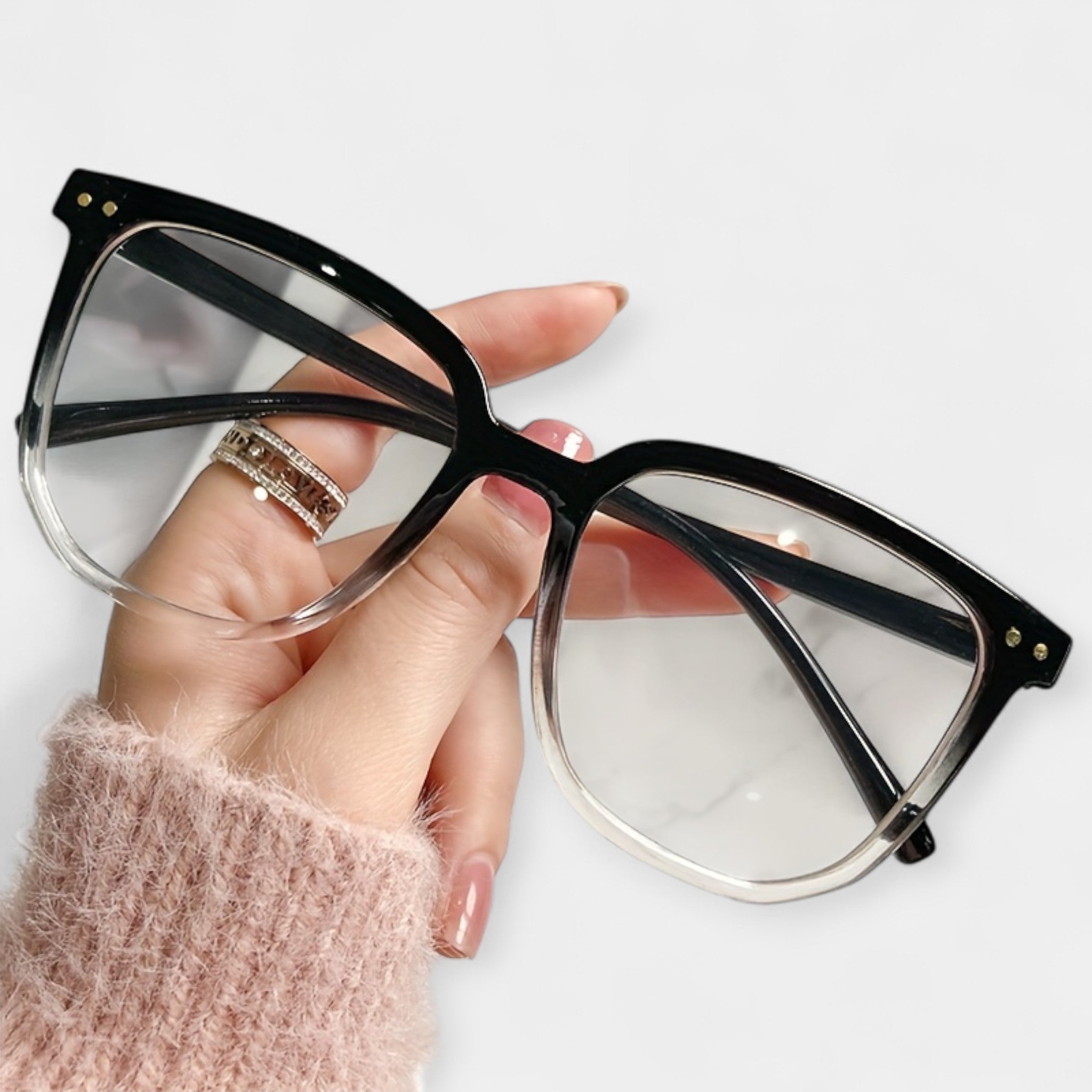 Lottie — Sunglasses